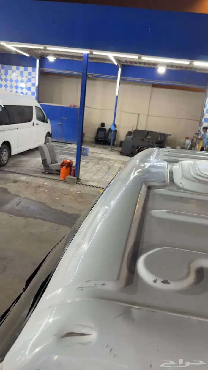 دينا ايسوزو موديل 2003 طول خمس متر 13