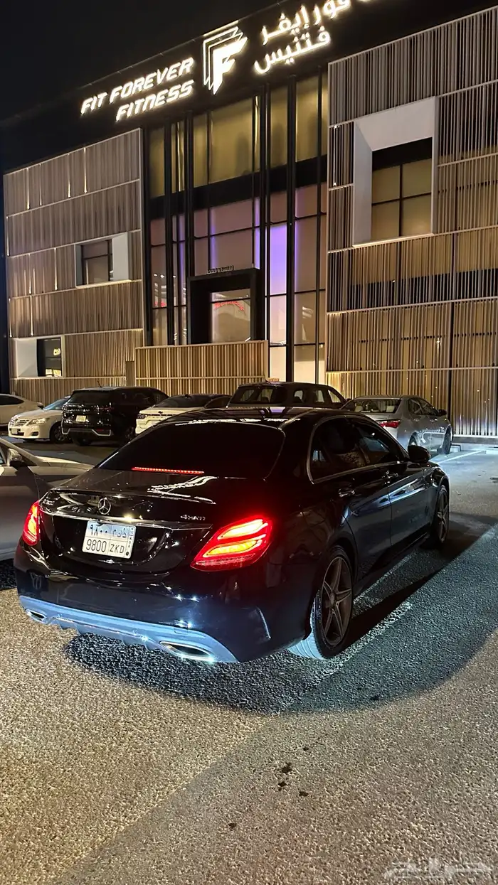 مرسيدس c300 2015 3