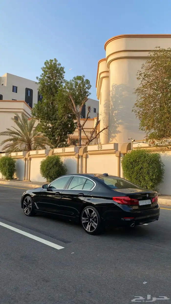 بي ام 2018 530 4