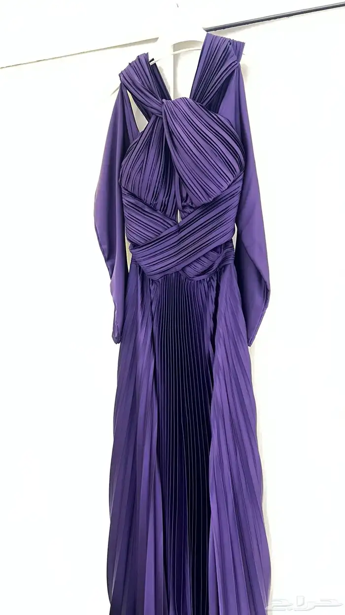 فستان للبيع من دار رينا لم يلبس أبدا 0