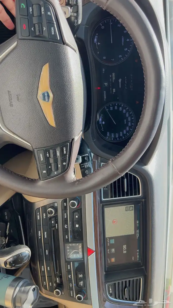 جنسس ابيض 2016 بلاتينيوم فل كامل 2