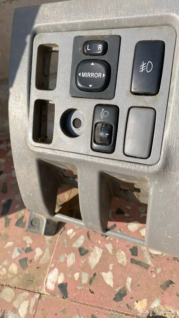 قطع داخليه ديكور هايلكس من 2008-2011 2