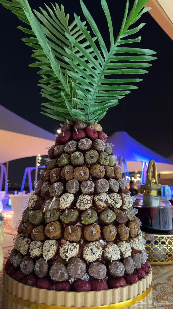 قهوجي وصبابين قهوة قهوه صباب صبابين صب قهوة قهوجين ضيافة 20