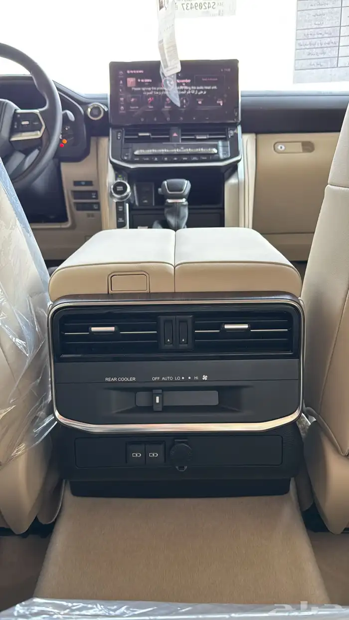 تويوتا لاندكروزر GXR4 بنزين 2025 12