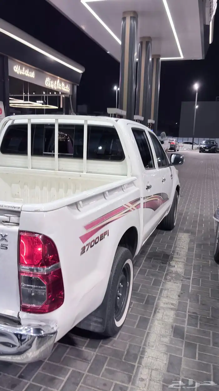 هايلوكس 2012 4