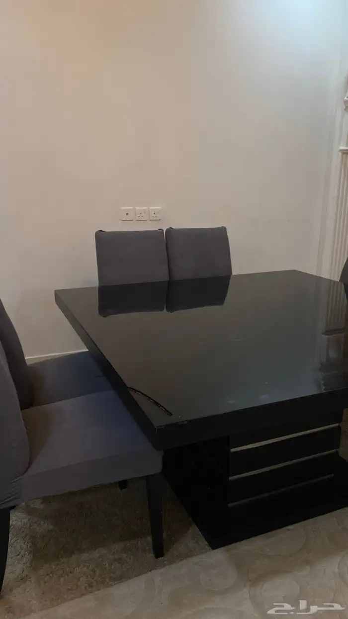 طاولة طعام سفرة للبيع 2