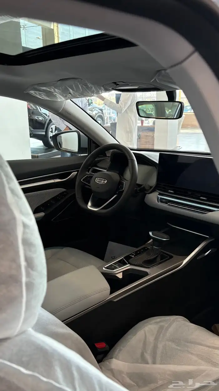 جيلي اميقراند الفل 2025 بسعر حصري ومميز لأصحاب الكاش 3