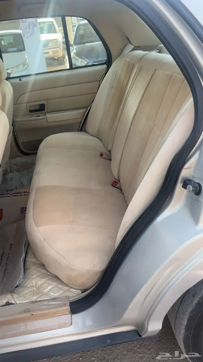 فورد فكتوريا موديل 2011 9