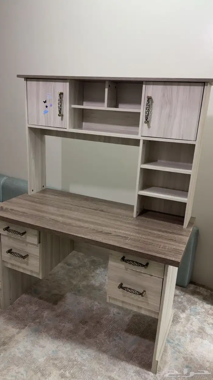 مكتب و كرسي 2