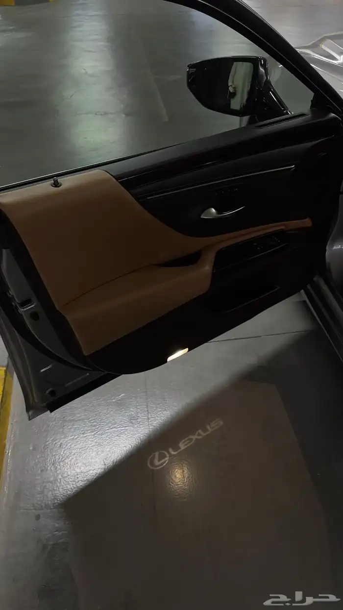 لكزس es350 موديل 2020 فئه cc قمه في النظافه 11
