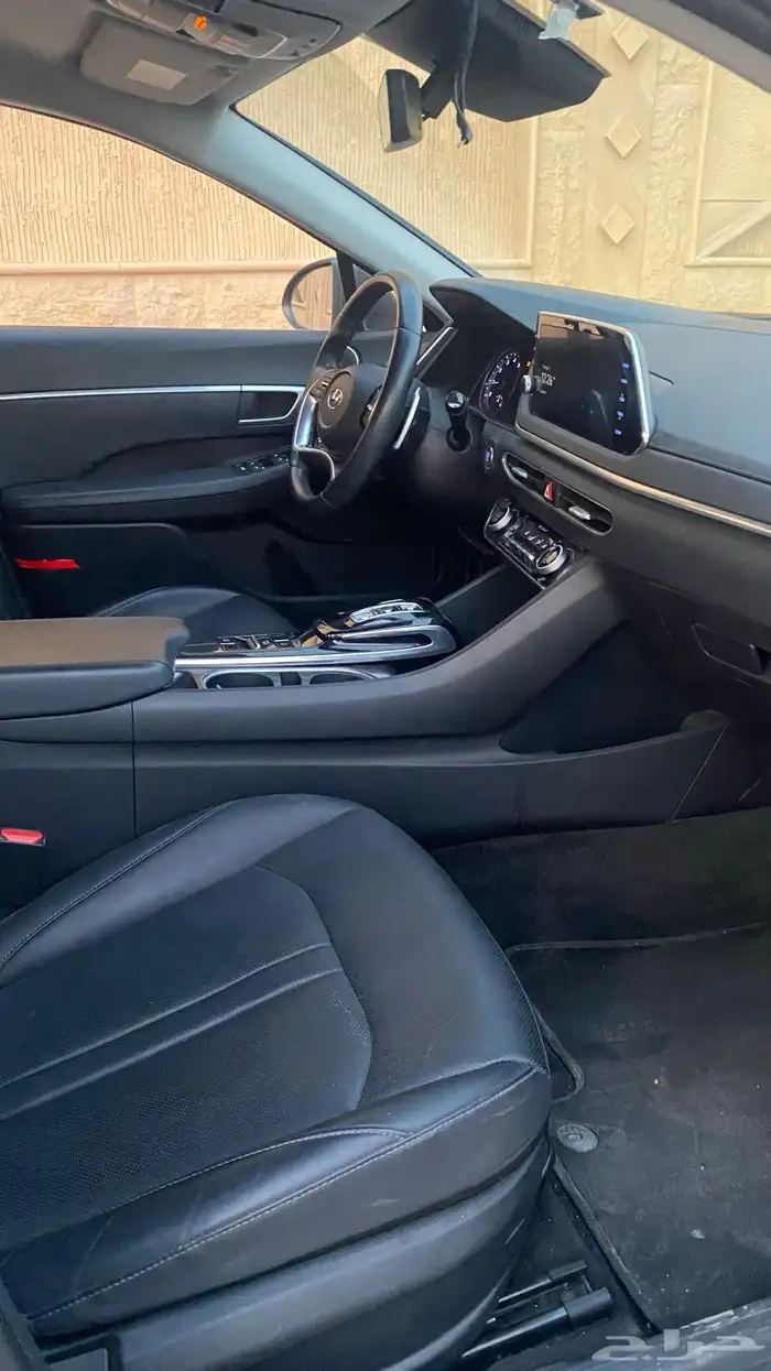 هونداي سوناتا 2020 فل كامل نظيف للبيع بطاقة جمركية 8