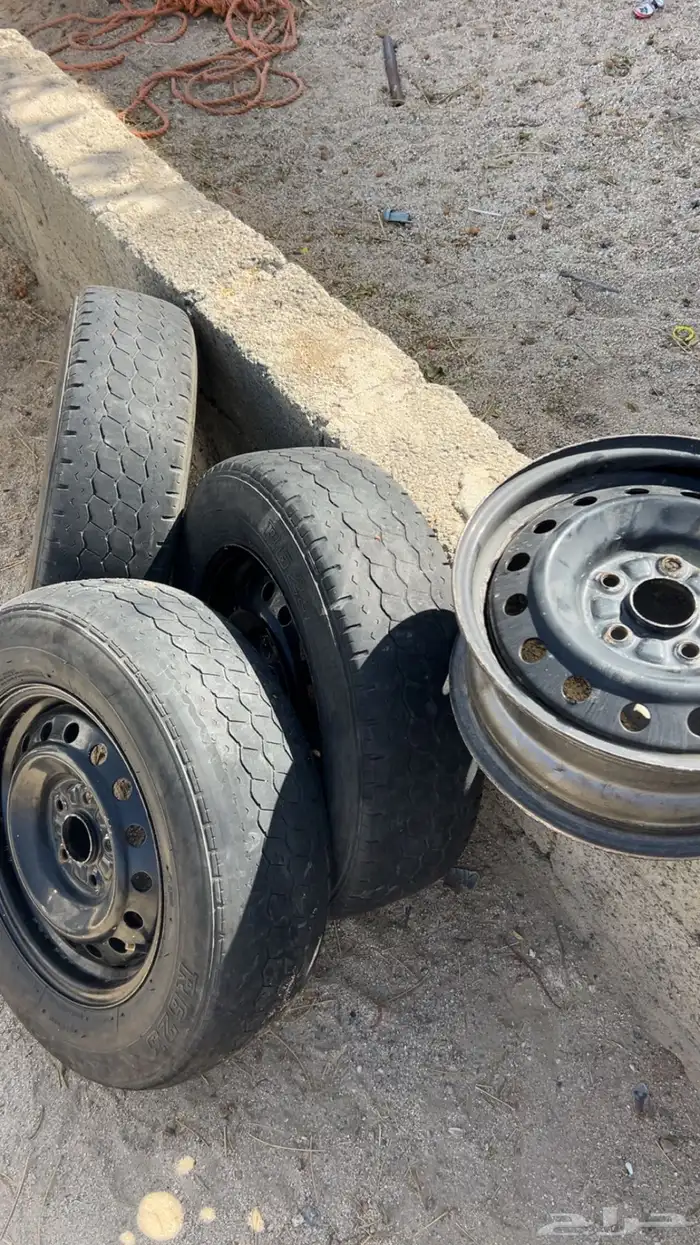 3 كفرات برجستون نضيفه 4جنوط صيني جديد 1