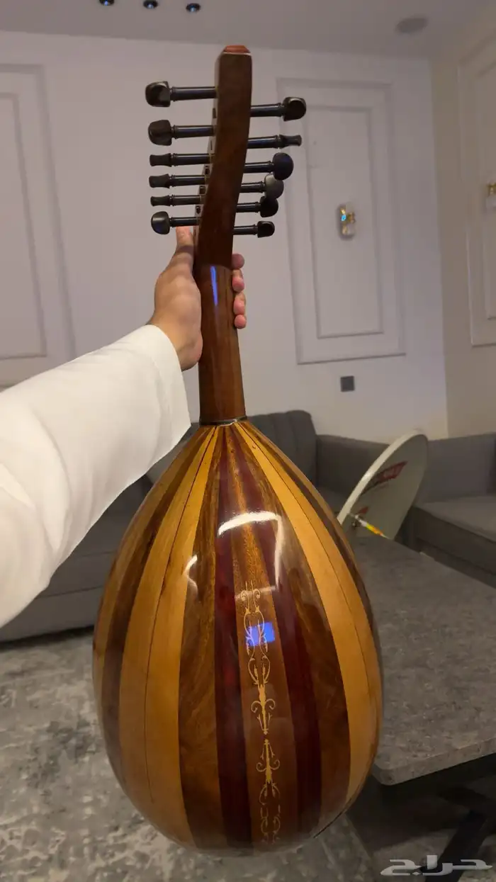 عود نص لوكس شبه جديد 1