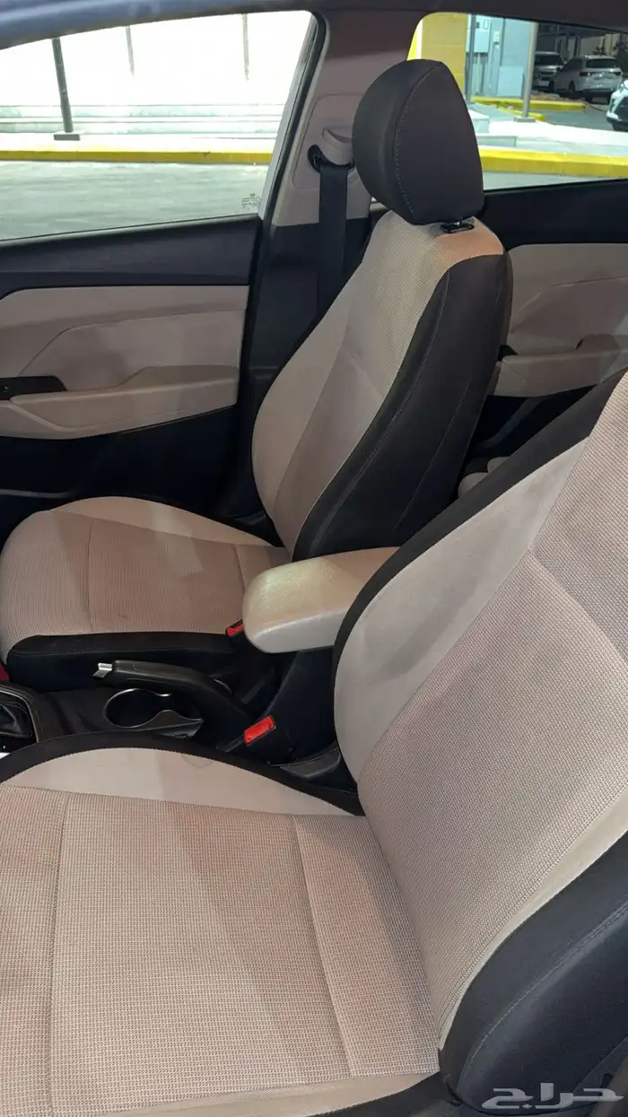 اكسنت 2022 للبيع 7