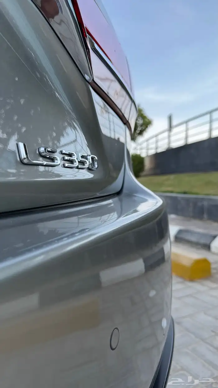 لكزس LS 350 26