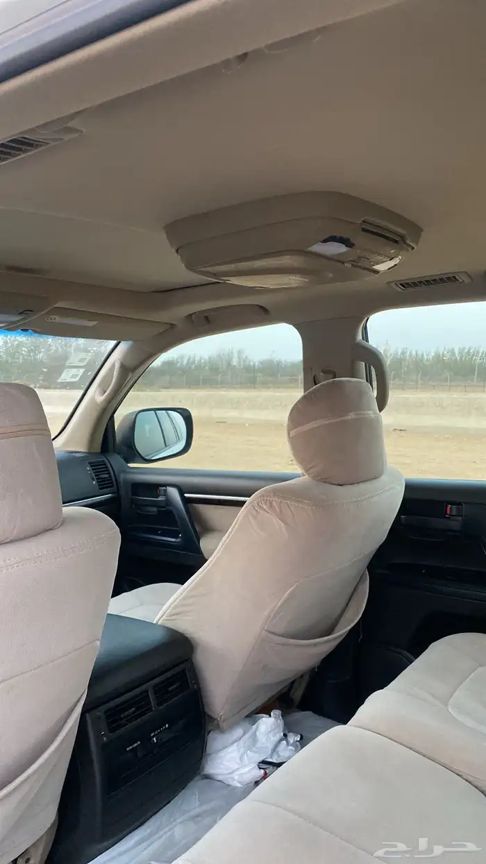 جيب لاندكروزر 2011((مخزن )) 16