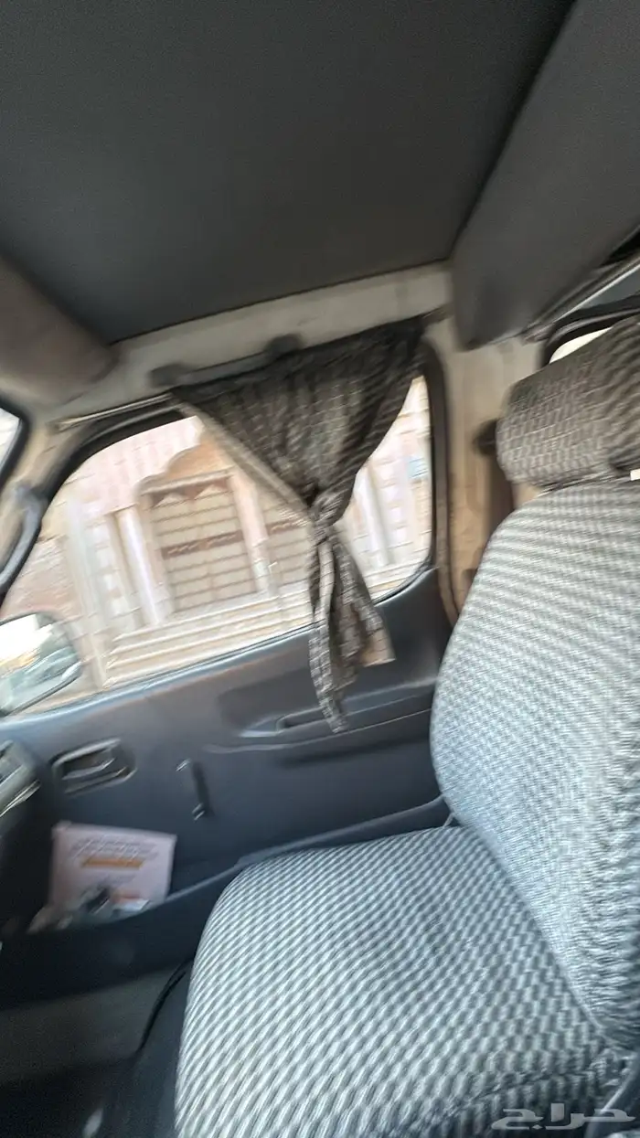 باص تويوتا 2001 1