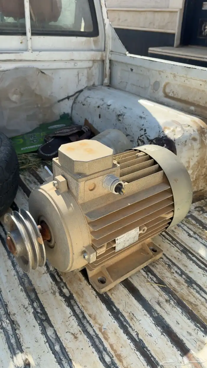 مولد كهربائي دينمو 0