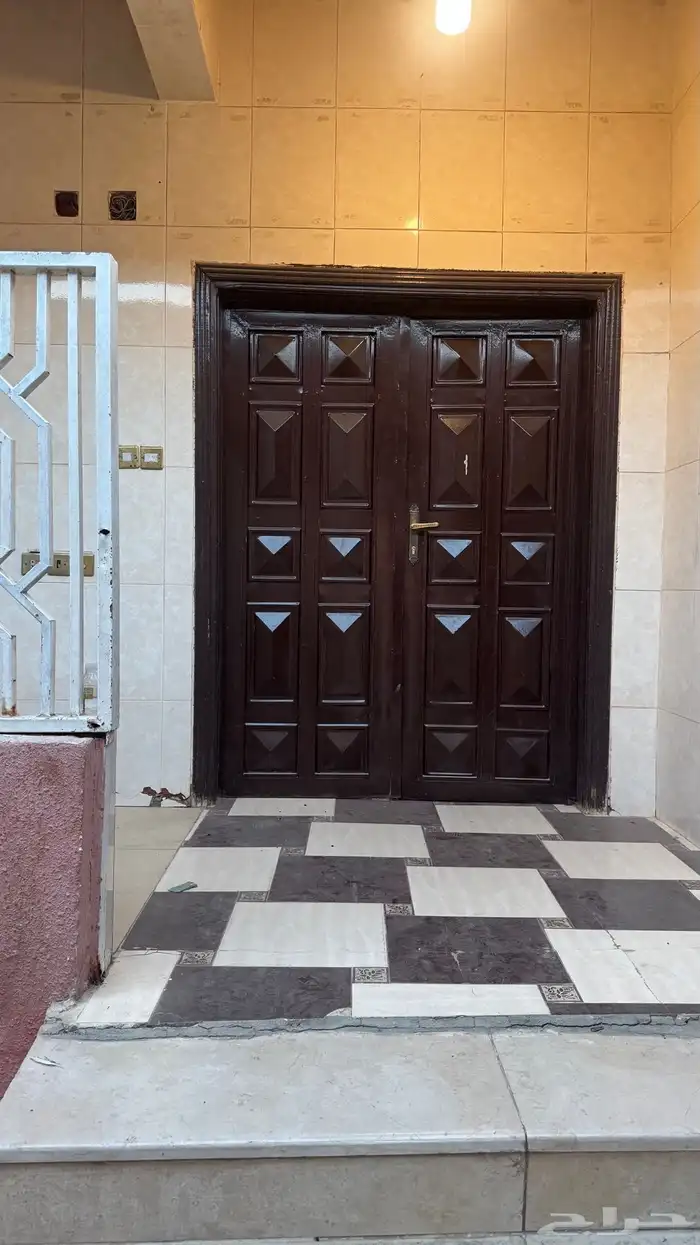 للايجار ادوار بالدار البيضاء 10