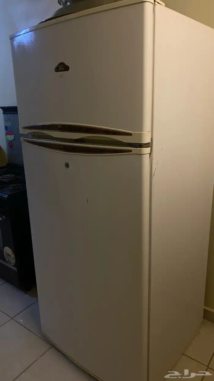 ثلاجه تحتاج صيانات بسيطه صوته مزعج 12