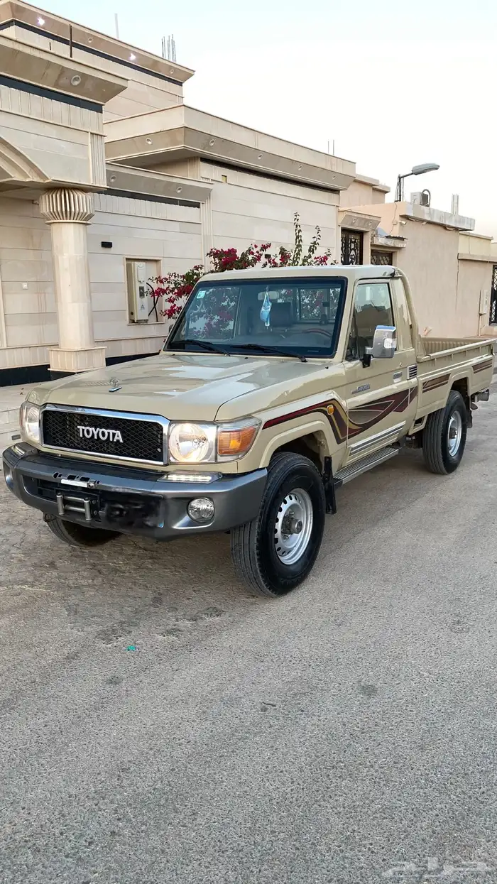 للبيع شاص مديل 2013 1