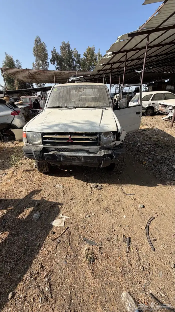 باجيرو 2001 تشليح ( قطع غيار فقط ) 2