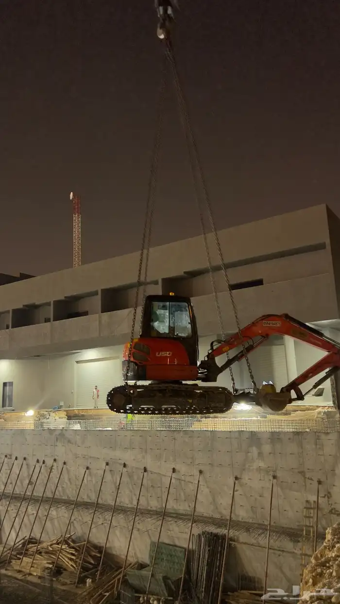 بوكلين صغير للايجار 0