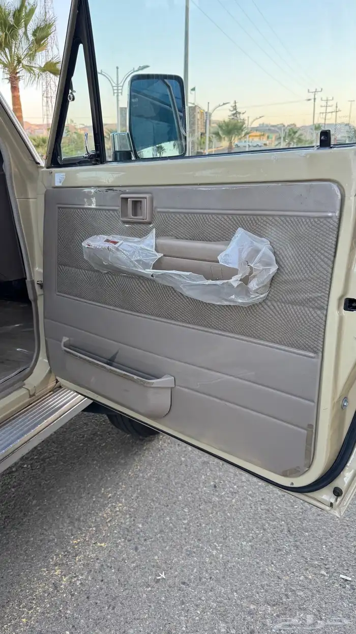 للبيع شاص مخزن 53