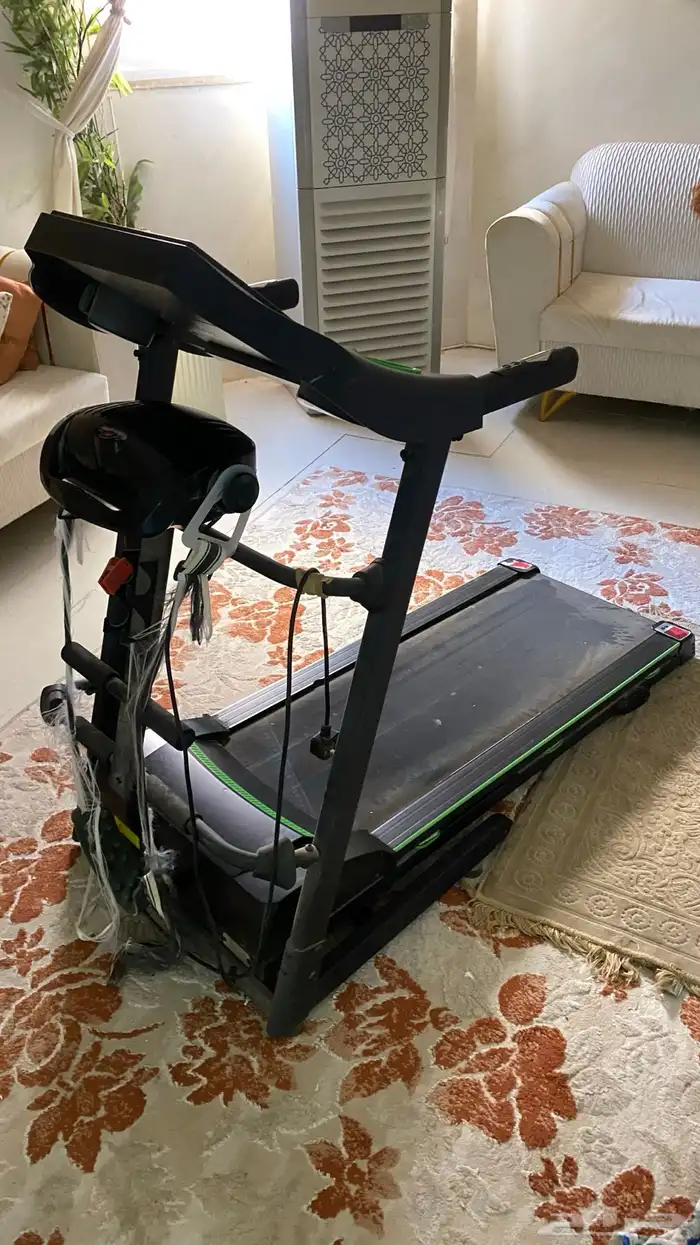 جهاز جري ..المميزات به سماعه ..  ونزول هيدروليك .الحد500 0