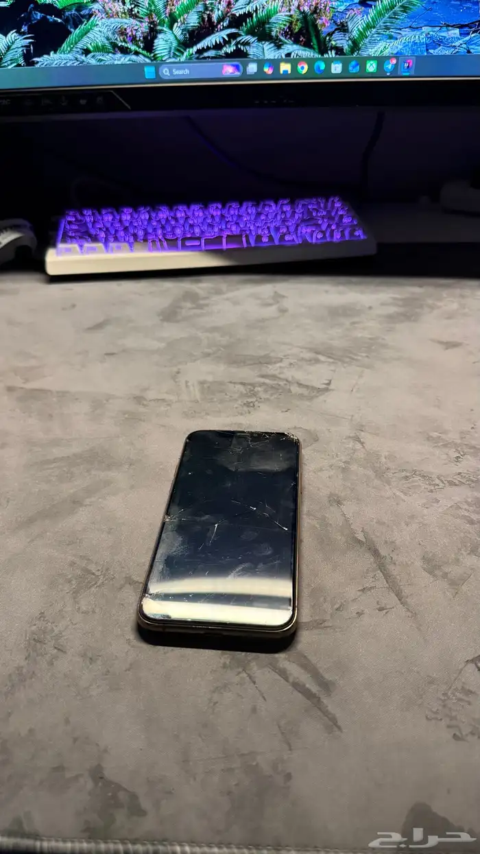 iPhone 11 Pro   سعة 512GB   ذهبي 3