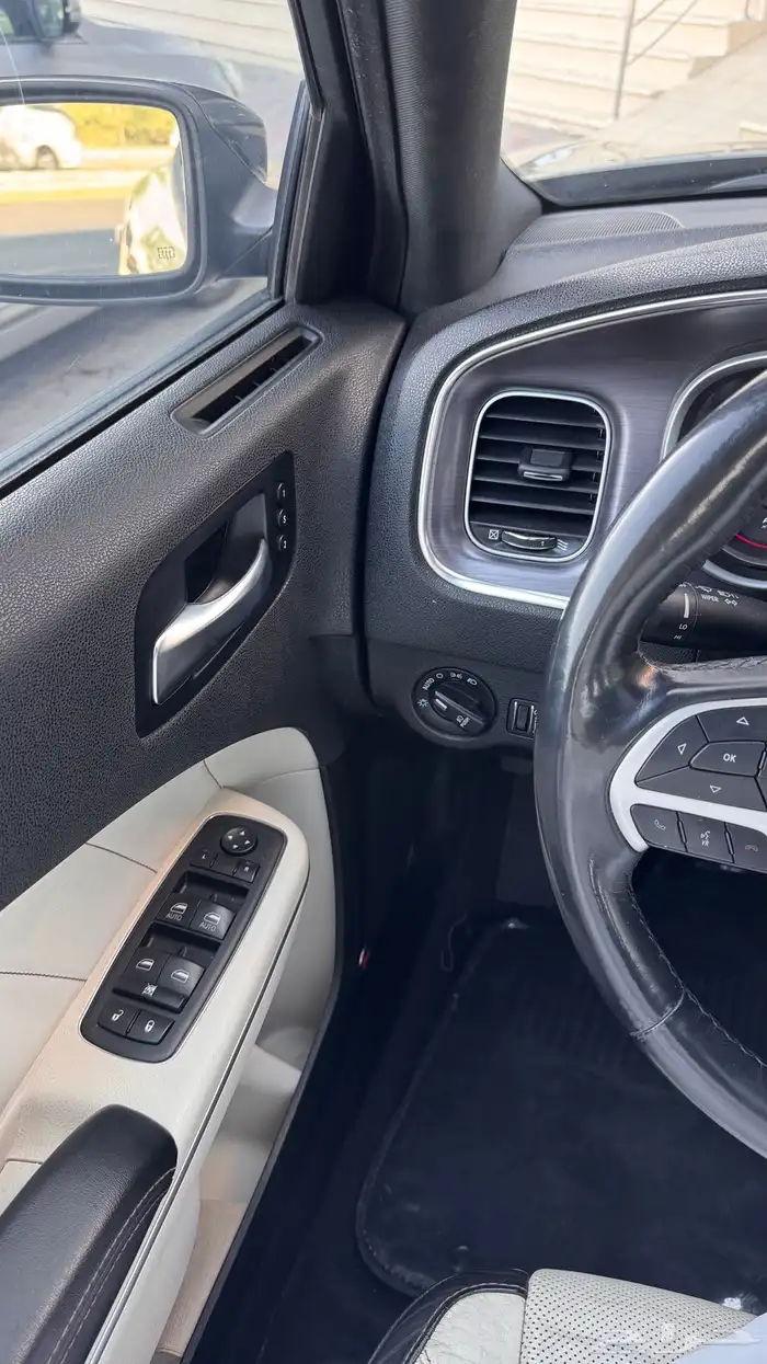 تشارجر 2018 SXT plus 26