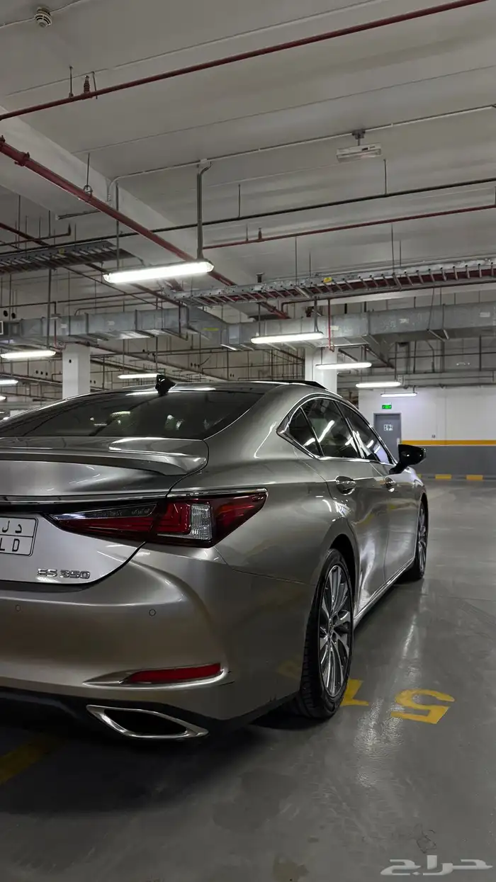 لكزس es350 موديل 2020 فئه cc قمه في النظافه 4