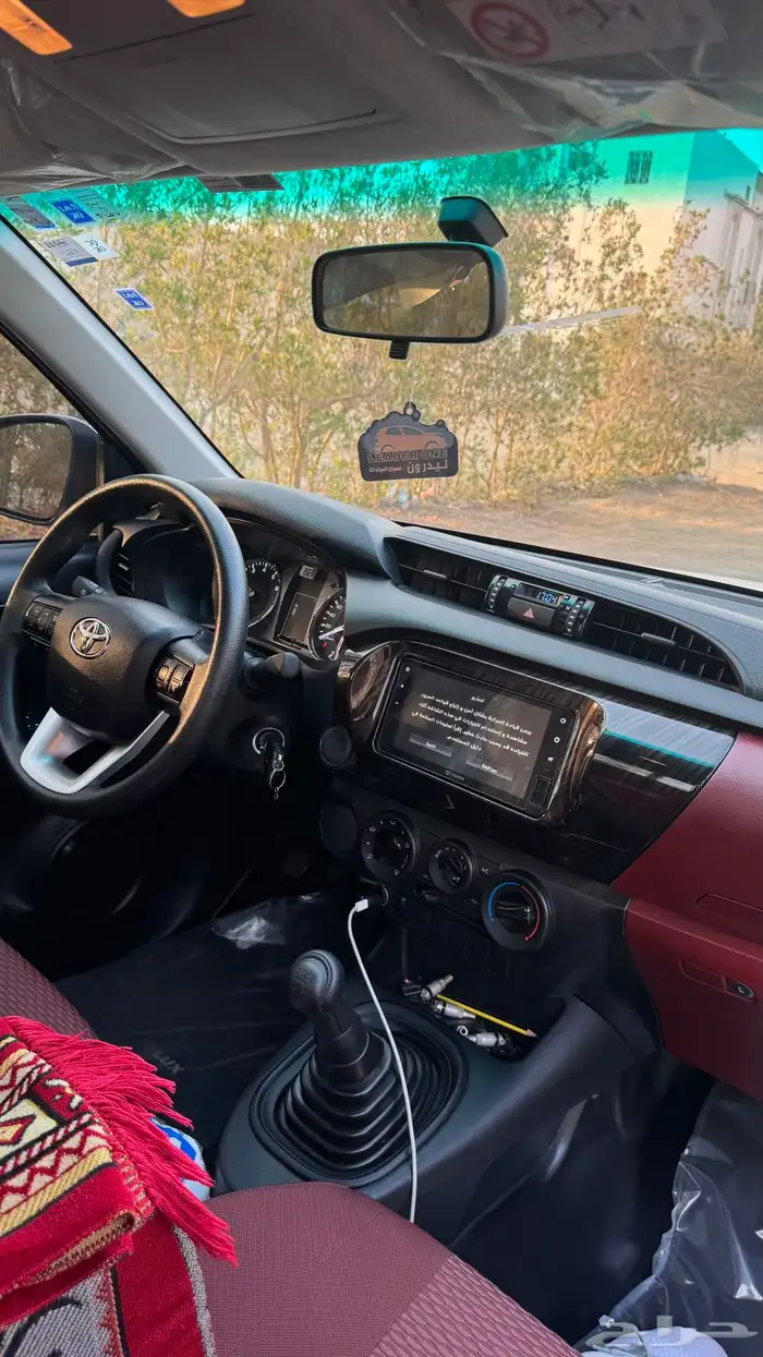 هايلوكس 2023 بنزين بدي وكاله ممشى قليل 10