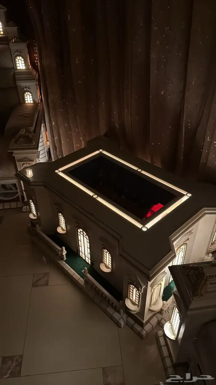 للبيع كنب ملكي 8