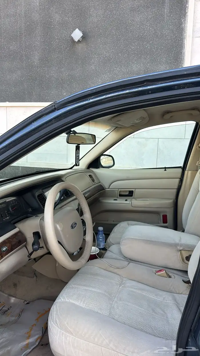 فورد كروان فكتوريا 5