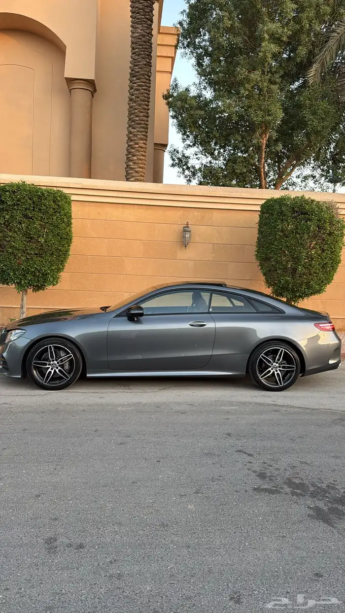 مرسيدس E200 موديل 2020 3