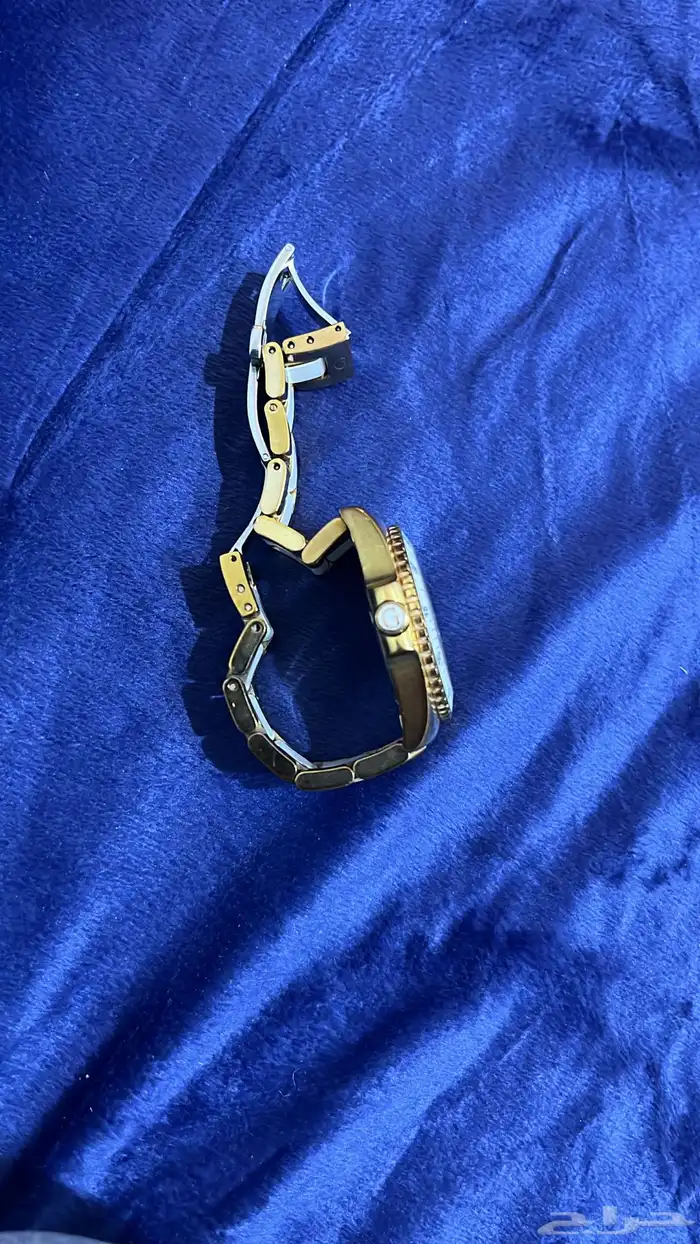 ساعة GC اصليه ذهبي وابيض 3