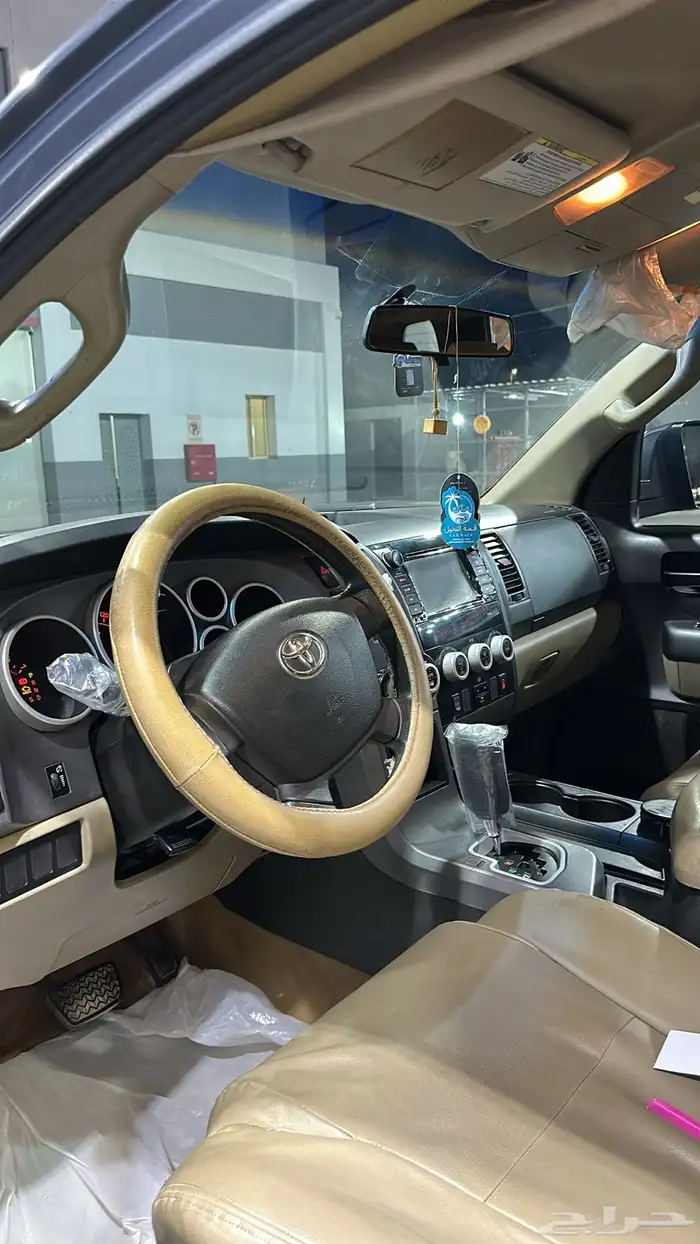 سيكويا مالك اول وكاله 12