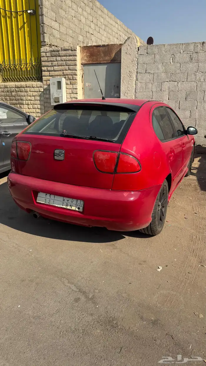 للبيع السيارة و لوحة ع سوم موديل 2005 المشي 240 آلف 5