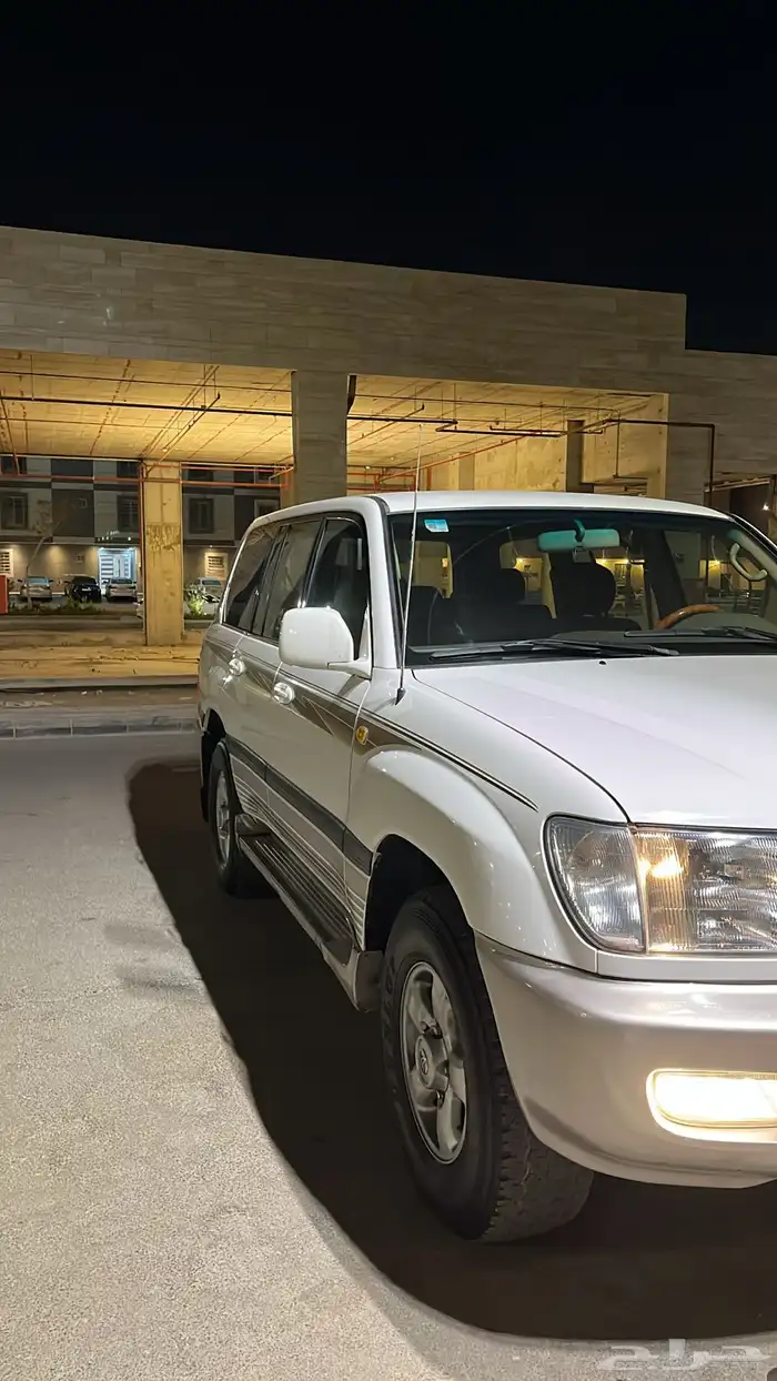 لاندكروزر 2001 2