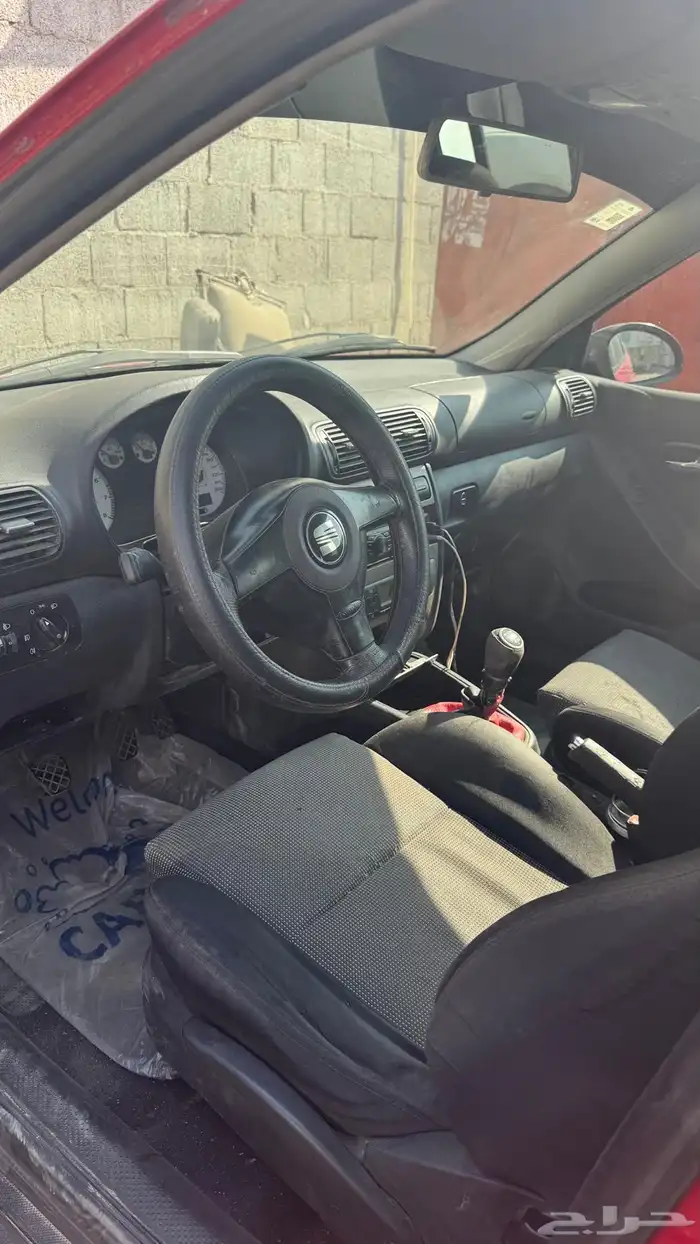 للبيع السيارة و لوحة ع سوم موديل 2005 المشي 240 آلف 15