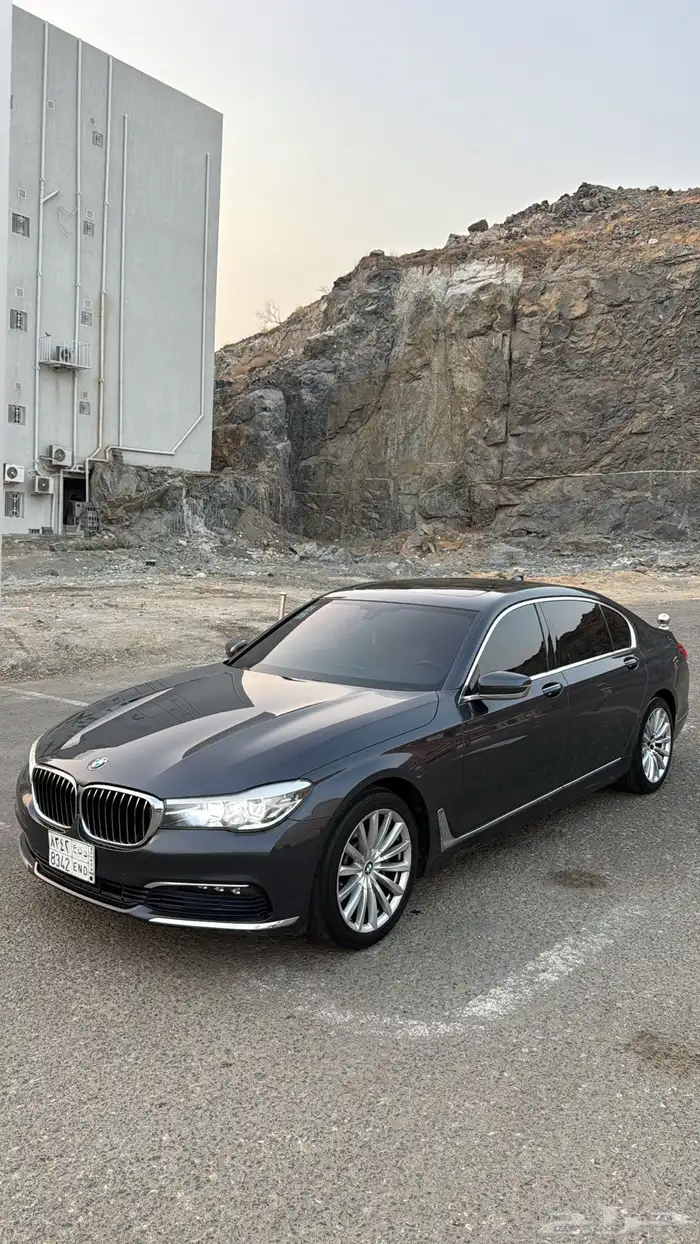 BMW 2016 فل كامل بزنس كلاس 0