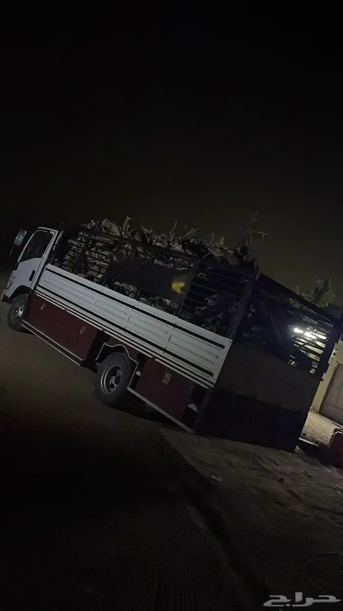 حطب عنب ناشف للبيع الموقع تبوك 1