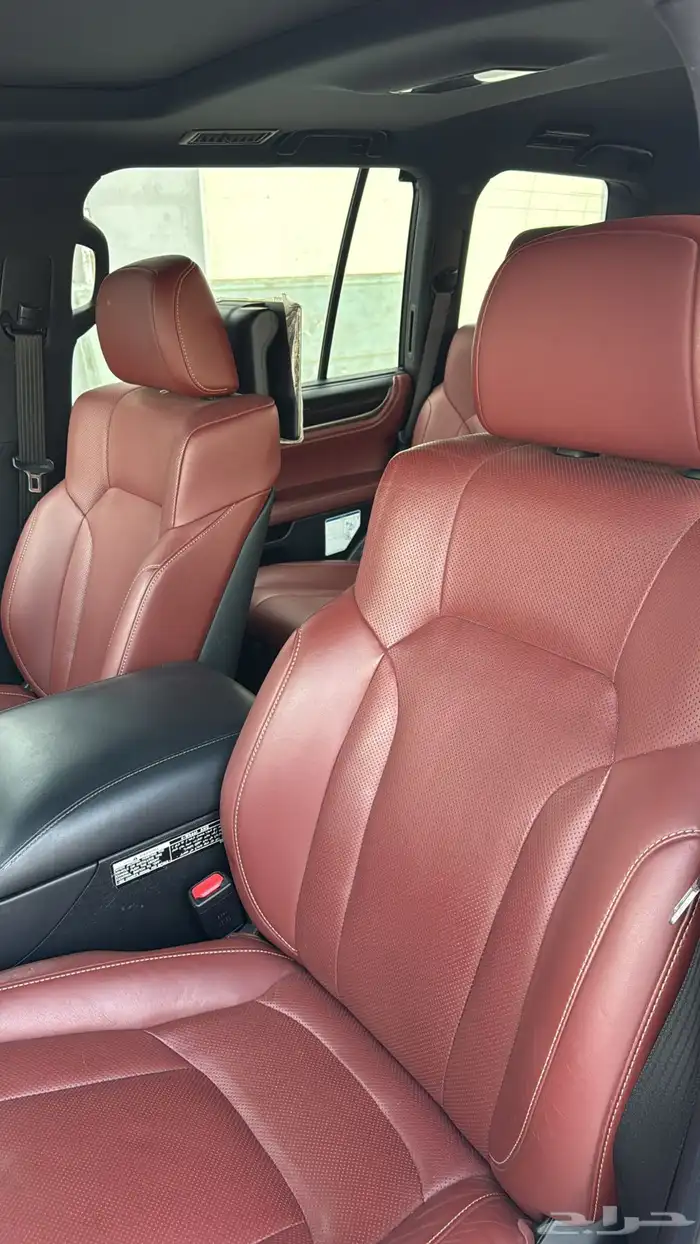 للبيع جيب لكزس 2017 18