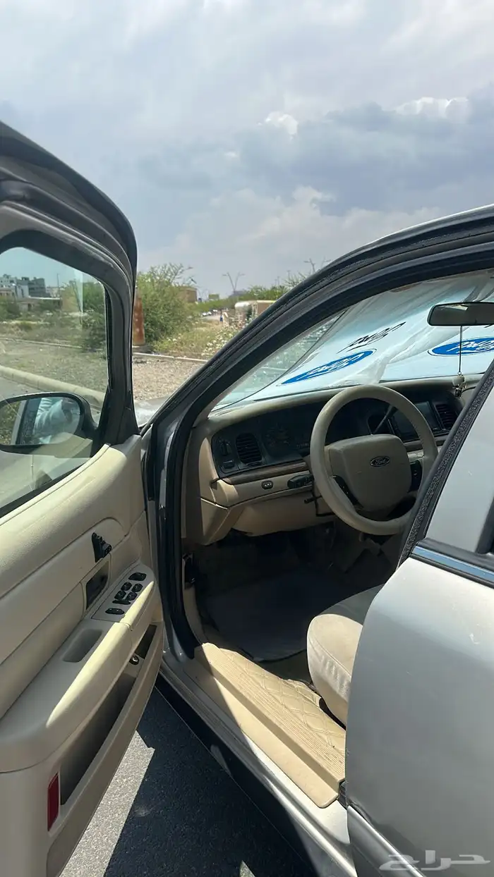 فورد فكتوريا 2007 3