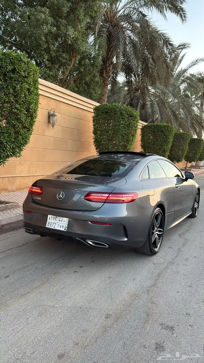 مرسيدس E200 موديل 2020 15