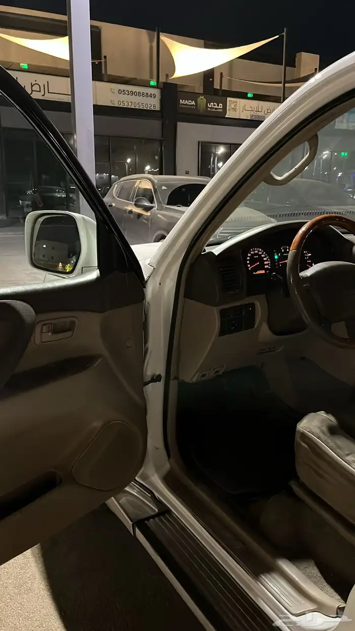 لاندكروزر 2001 6