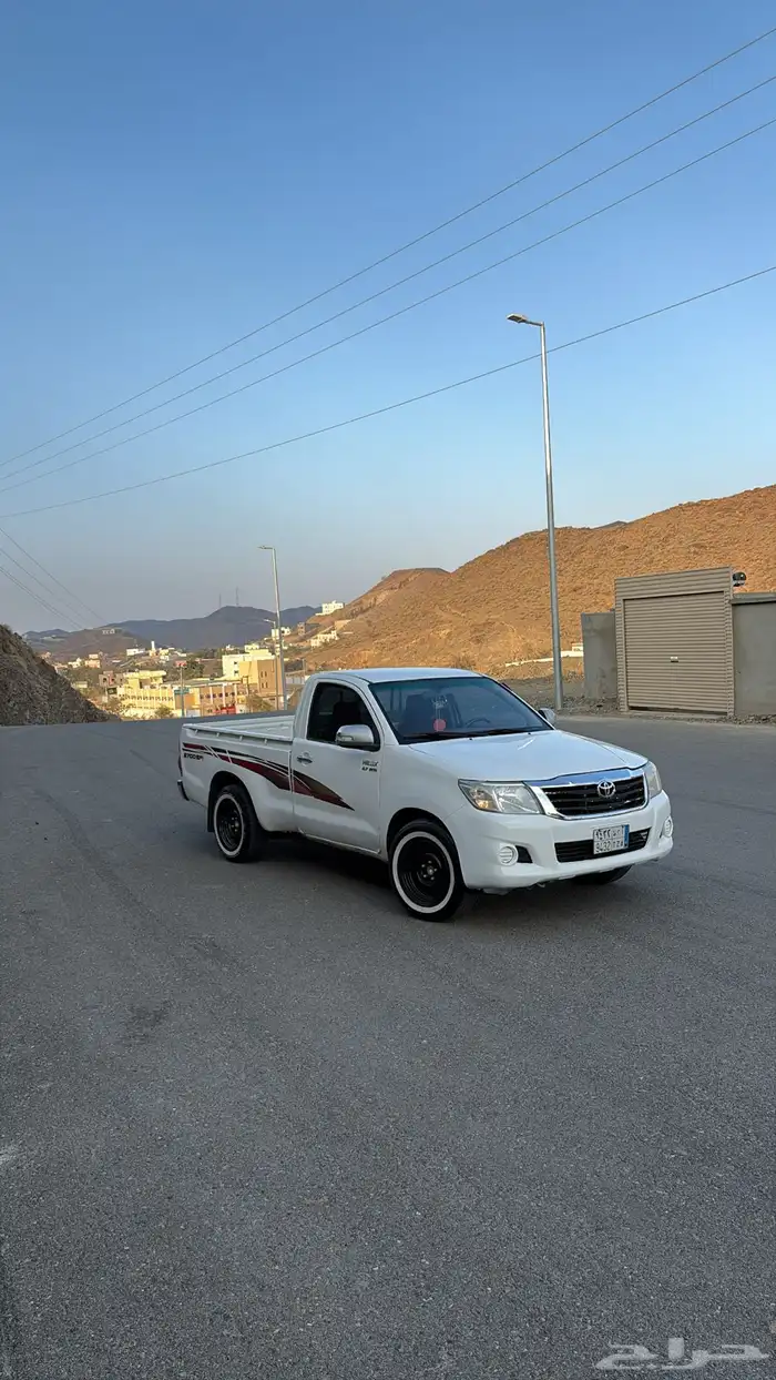 هايلكس 2012 غماره 4