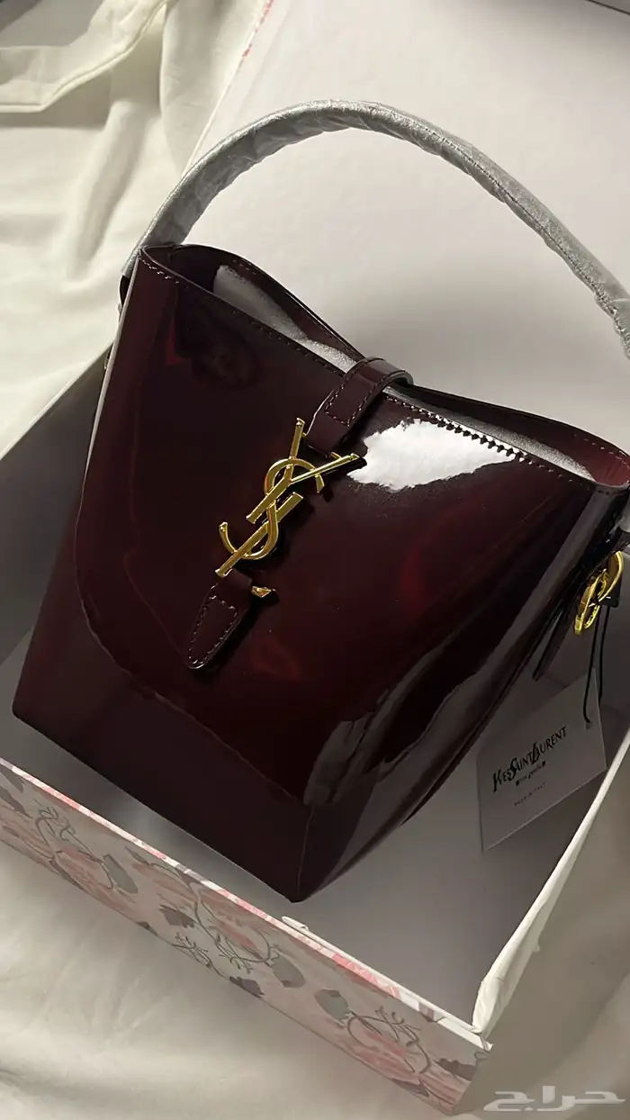 حقائب ماركات عالمية 0