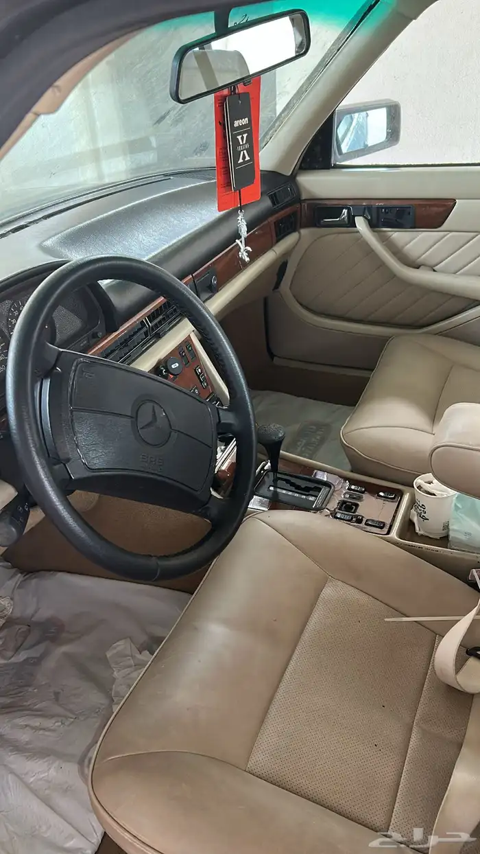 مرسيدس SLE560 للبيع مخزن 3